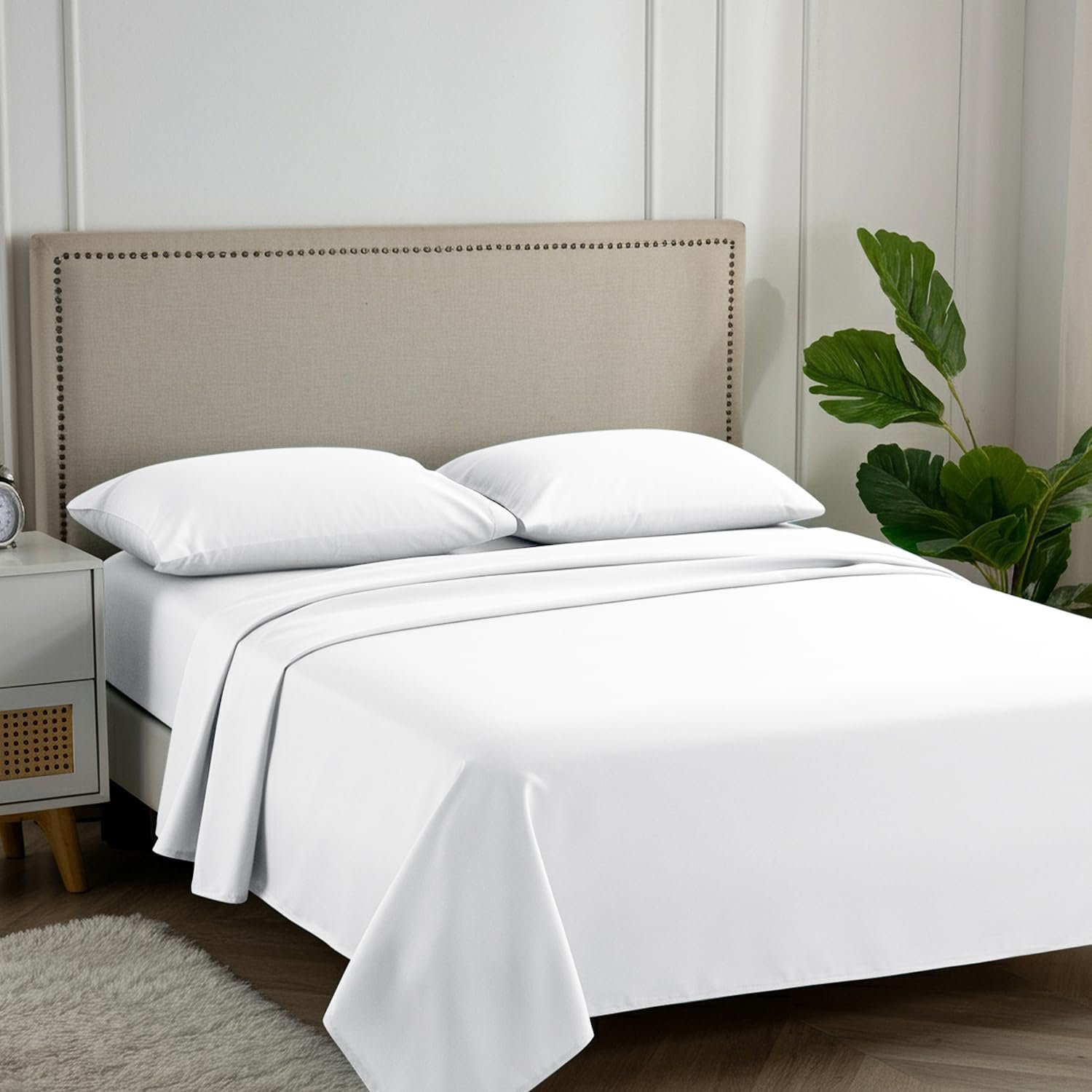 Carressa Linen 100% Egyptian Cotton Full Size Sheets – 600 Series Hydrangeas Collection Full Size Egyptian Cotton Sheets (4 PC, Crisp White), 16″ Deep Pocket Sateen Weave Luxury Hotel Bed Sheet Set