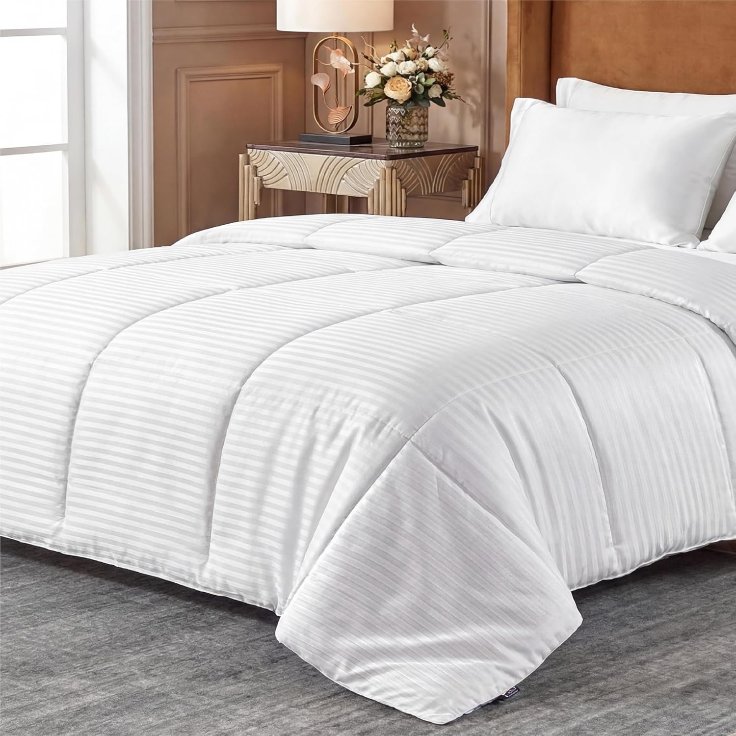 Bedsure Duvet Insert Queen Size – Lightweight Comforter, Quilted Cooling Duvet Insert, Down Alternative Summer Comforter with 8 Tabs, Ultra Soft, Striped, Machine Washable, Queen, White, 88×88 inches